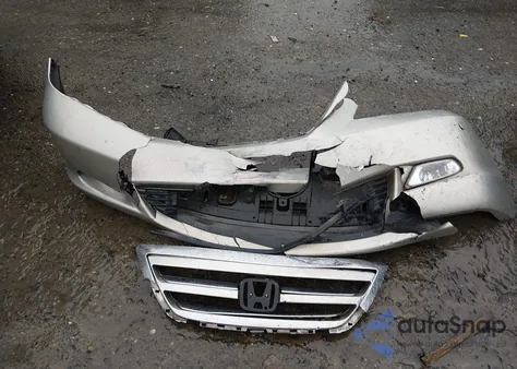 2006 Honda Odyssey Touring z USA, uszkodzony, nr VIN 5FNRL38846B103653